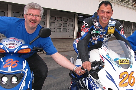 Jens Müller Hockenheim Box mit Fahrer