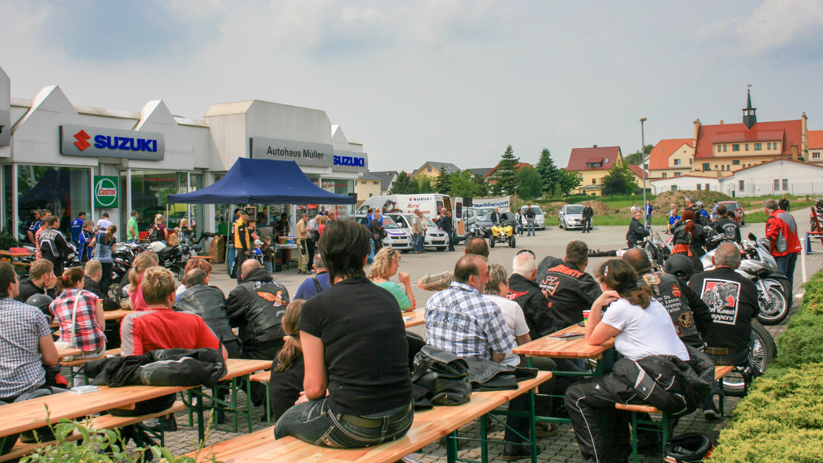 Party zum Saisonstart bei Suzuki Müller in Rückmarsdorf